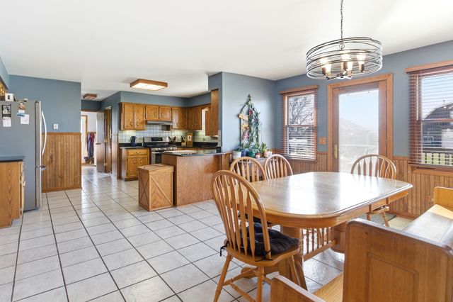 11825 W Pauling Road, Manhattan, IL 60442