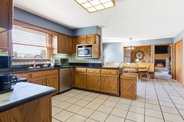 11825 W Pauling Road, Manhattan, IL 60442