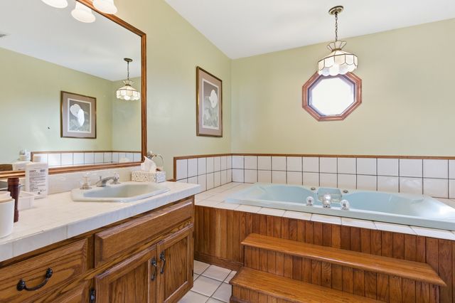 11825 W Pauling Road, Manhattan, IL 60442