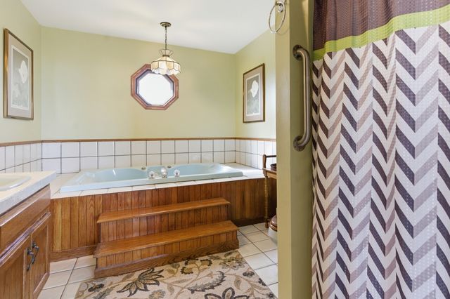 11825 W Pauling Road, Manhattan, IL 60442