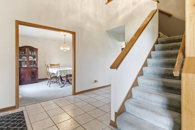 11825 W Pauling Road, Manhattan, IL 60442