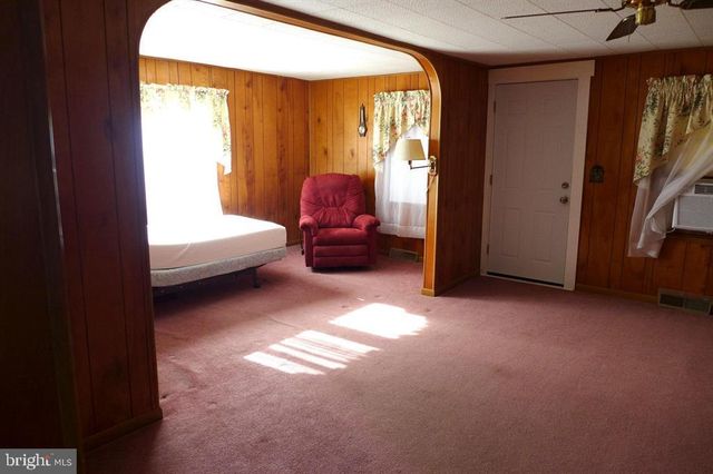 19 FAIRTON CEDARVILLE RD, Fairton, NJ 08320