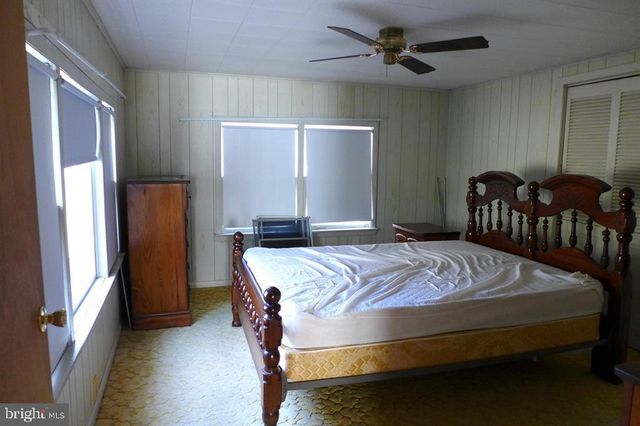 19 FAIRTON CEDARVILLE RD, Fairton, NJ 08320