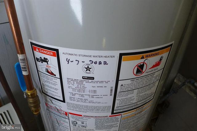 19 FAIRTON CEDARVILLE RD, Fairton, NJ 08320