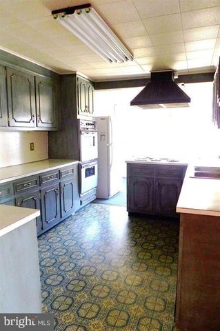 19 FAIRTON CEDARVILLE RD, Fairton, NJ 08320