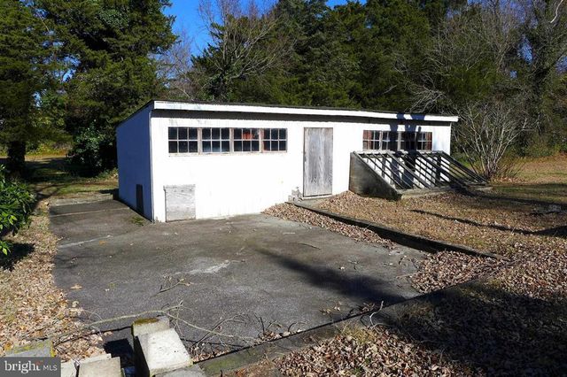 19 FAIRTON CEDARVILLE RD, Fairton, NJ 08320