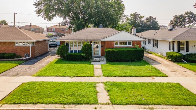 1744 N 20th Avenue, Melrose Park, IL 60160