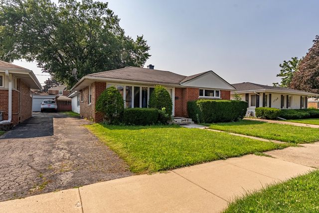 1744 N 20th Avenue, Melrose Park, IL 60160
