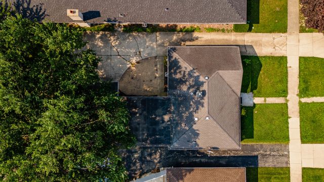 1744 N 20th Avenue, Melrose Park, IL 60160