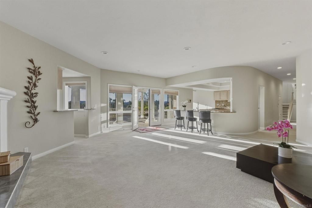 Image 19 of property listing at 2464 Canyon Creek Rd, Escondido, CA 92025