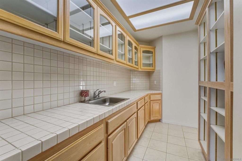 Image 30 of property listing at 2464 Canyon Creek Rd, Escondido, CA 92025