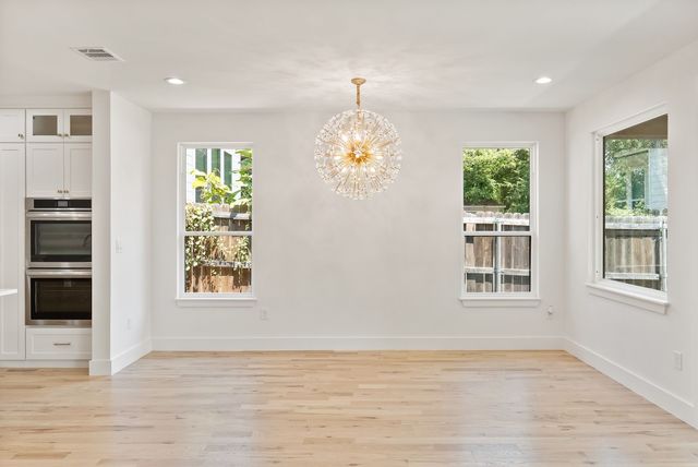 1334 E Kiest Boulevard, Dallas, TX 75216