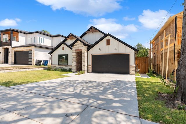 1334 E Kiest Boulevard, Dallas, TX 75216