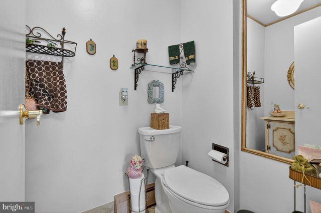 1328 HIGHLAND AVE, Abington, PA 19001