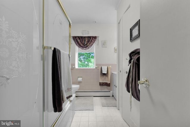 1328 HIGHLAND AVE, Abington, PA 19001