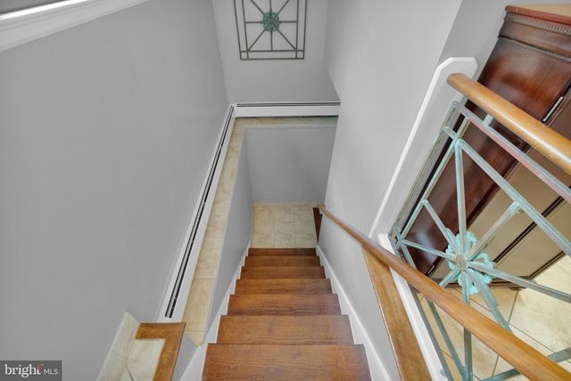 1328 HIGHLAND AVE, Abington, PA 19001