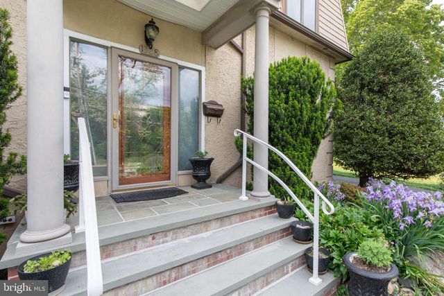 1328 HIGHLAND AVE, Abington, PA 19001