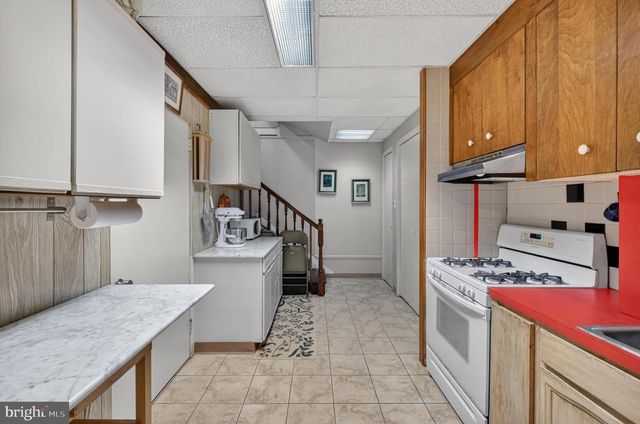 1328 HIGHLAND AVE, Abington, PA 19001