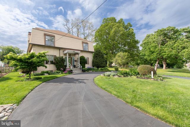 1328 HIGHLAND AVE, Abington, PA 19001