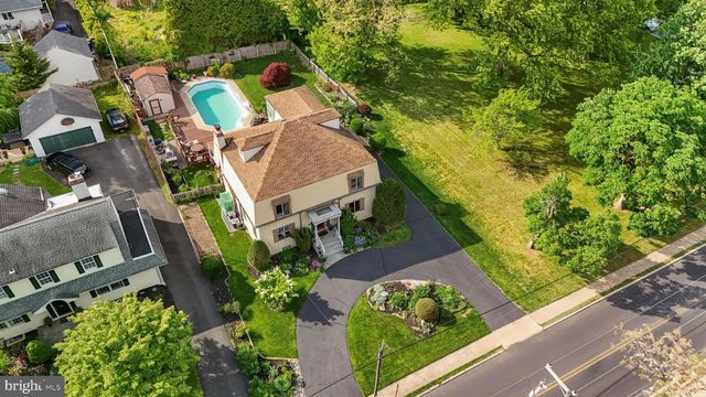 1328 HIGHLAND AVE, Abington, PA 19001