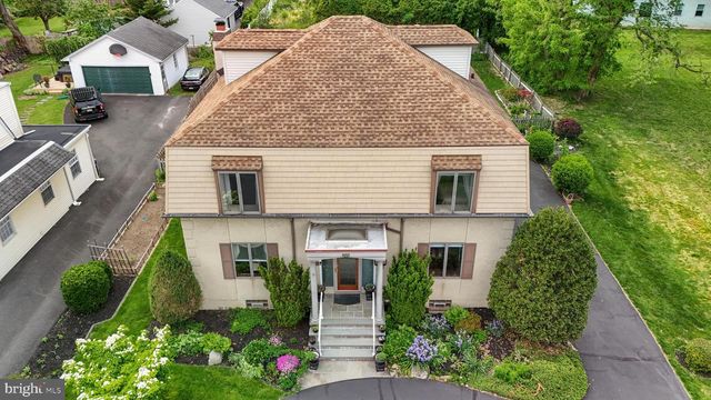 1328 HIGHLAND AVE, Abington, PA 19001
