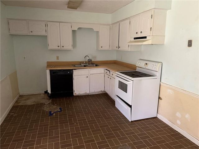 1765 Highpoint Road, Snellville, GA 30078