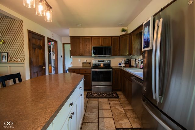 2071 W 200 N, Greenfield, IN 46140