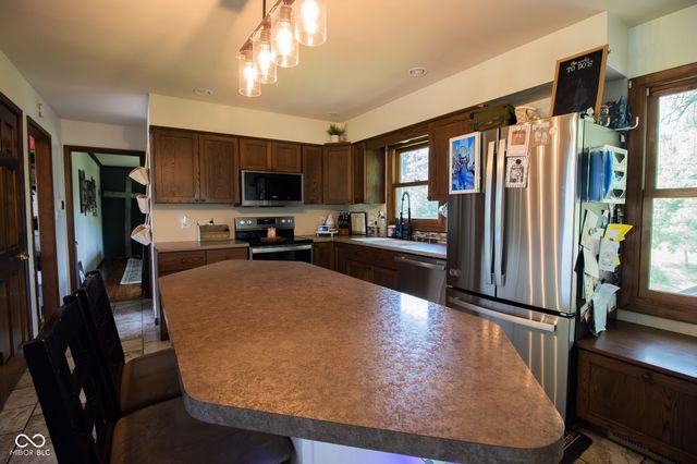 2071 W 200 N, Greenfield, IN 46140