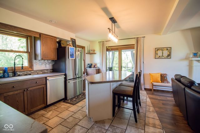 2071 W 200 N, Greenfield, IN 46140