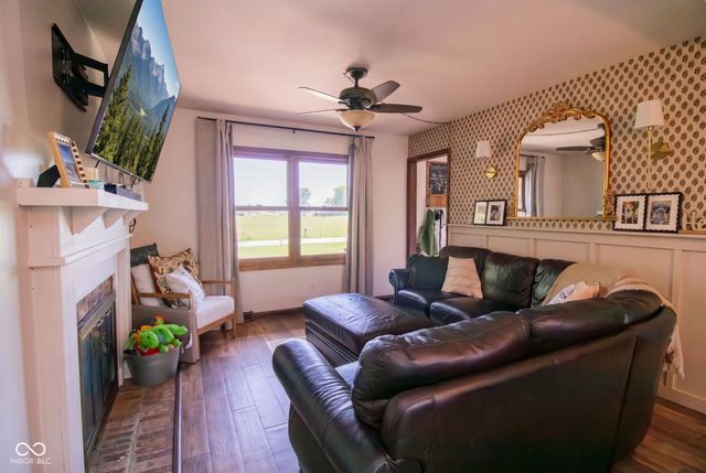 2071 W 200 N, Greenfield, IN 46140