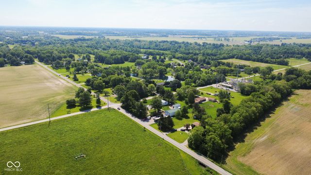 2071 W 200 N, Greenfield, IN 46140