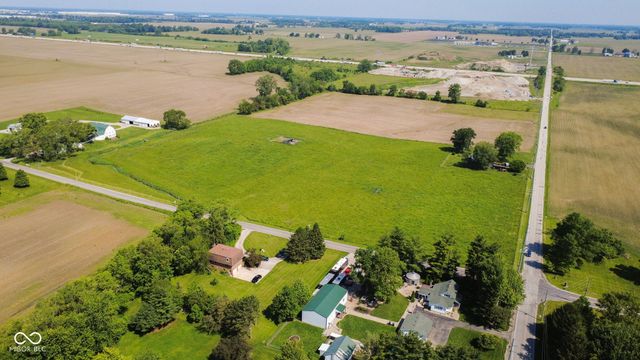2071 W 200 N, Greenfield, IN 46140