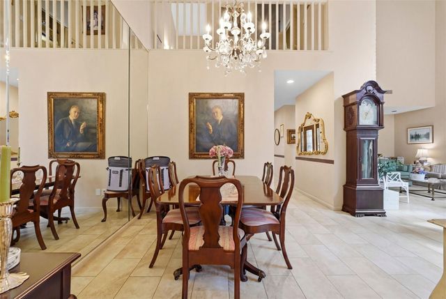 10125 Valley Forge Drive, Houston, TX 77042