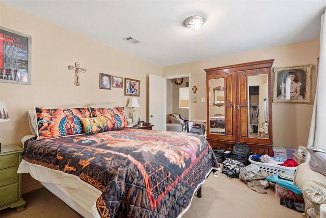 10125 Valley Forge Drive, Houston, TX 77042