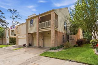 10125 Valley Forge Drive, Houston, TX 77042