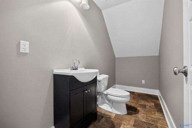 175 Glenview Drive, Albertville, AL 35950