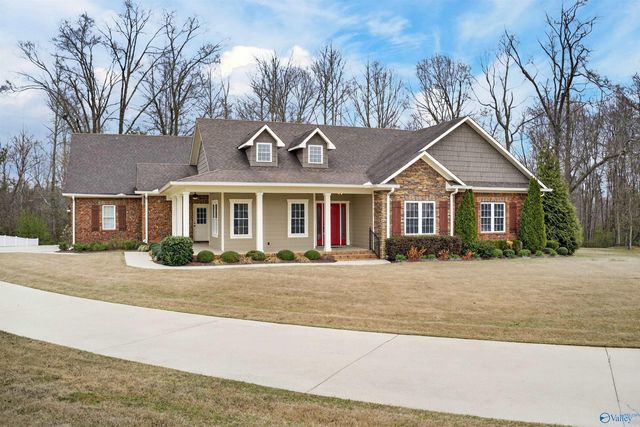 175 Glenview Drive, Albertville, AL 35950