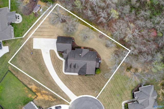 175 Glenview Drive, Albertville, AL 35950