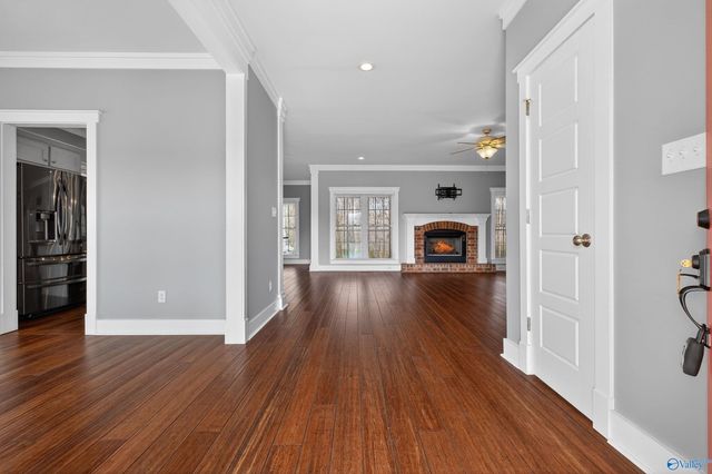 175 Glenview Drive, Albertville, AL 35950