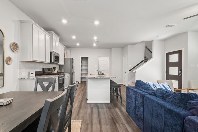 5511 Cuerta Street, Houston, TX 77023