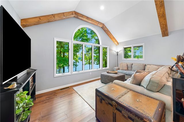 323 N Shores Drive, Westminster, SC 29693