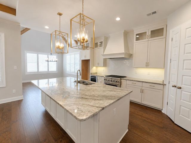 217 CHADWICK WOODS LN, Collierville, TN 38017