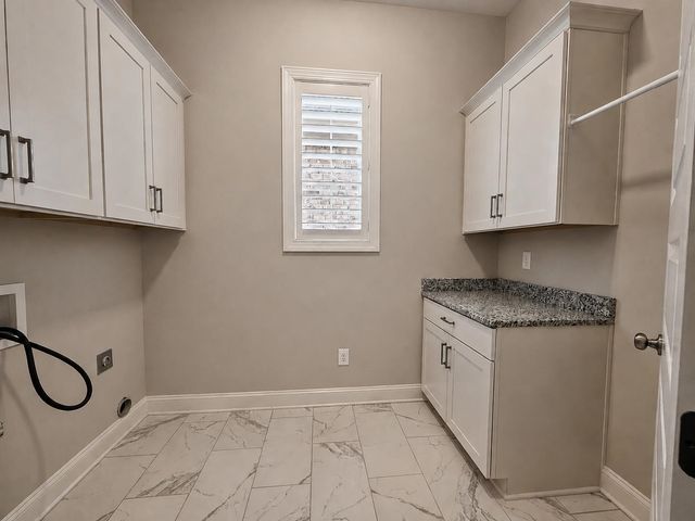 217 CHADWICK WOODS LN, Collierville, TN 38017
