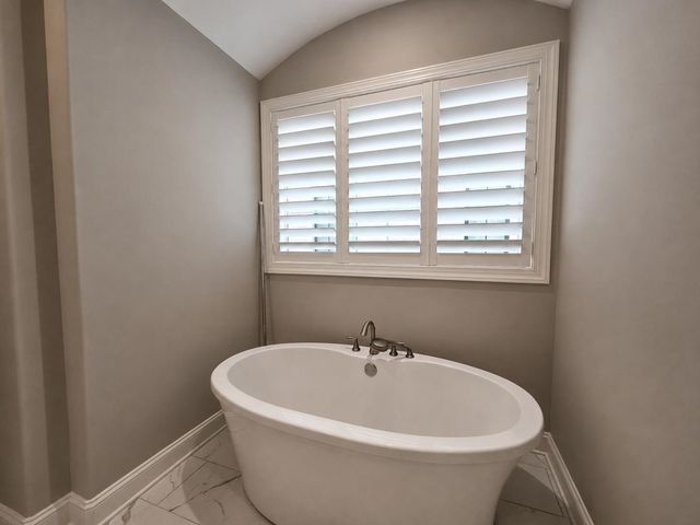 217 CHADWICK WOODS LN, Collierville, TN 38017