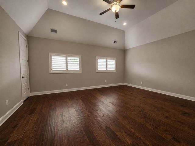 217 CHADWICK WOODS LN, Collierville, TN 38017