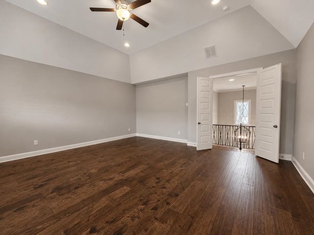 217 CHADWICK WOODS LN, Collierville, TN 38017