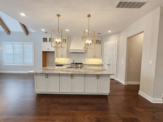 217 CHADWICK WOODS LN, Collierville, TN 38017