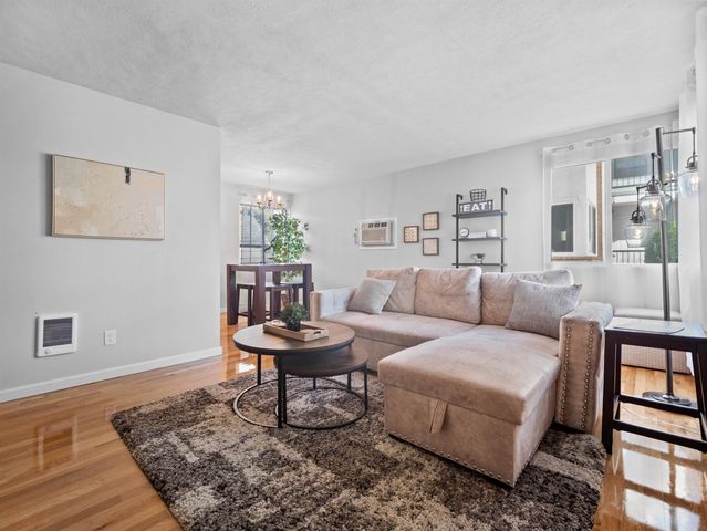 1608 W 8TH Ave, Spokane, WA 99204