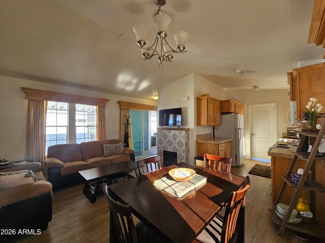 8700 E University Drive 252, Mesa, AZ 85207