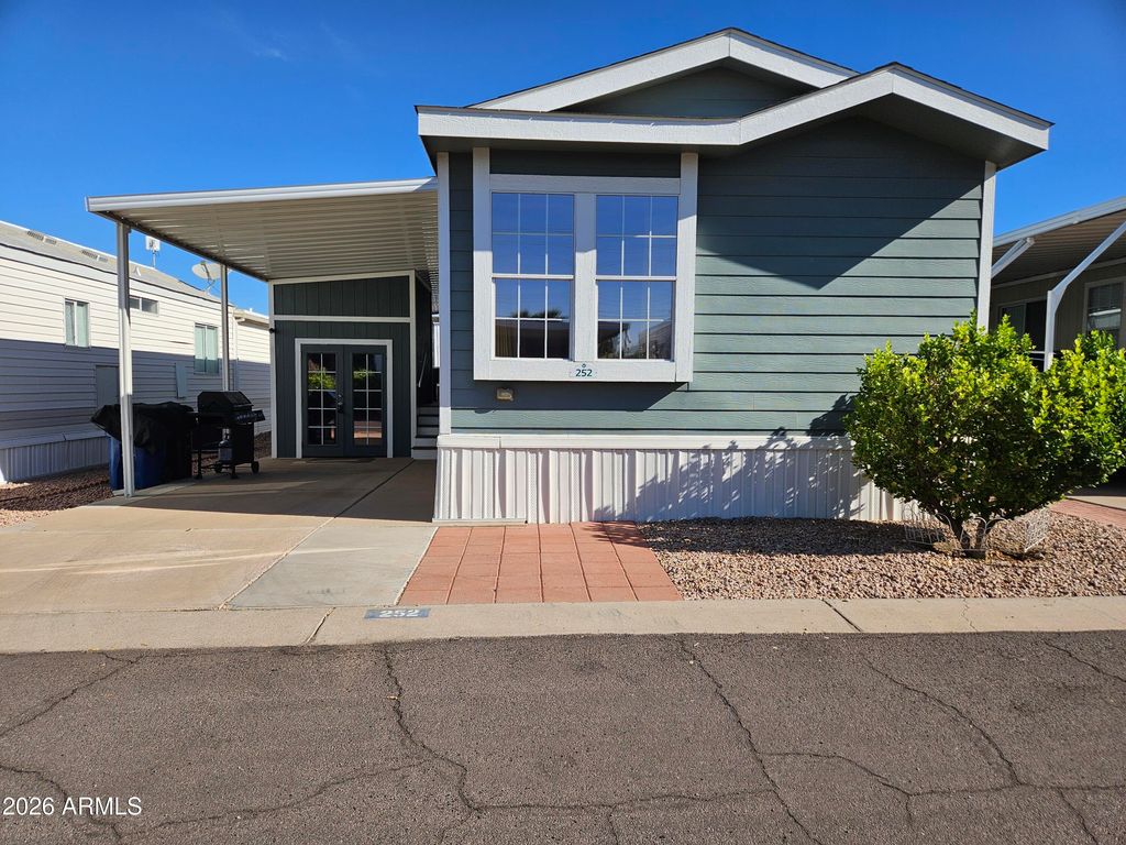 8700 E University Drive 252, Mesa, AZ 85207